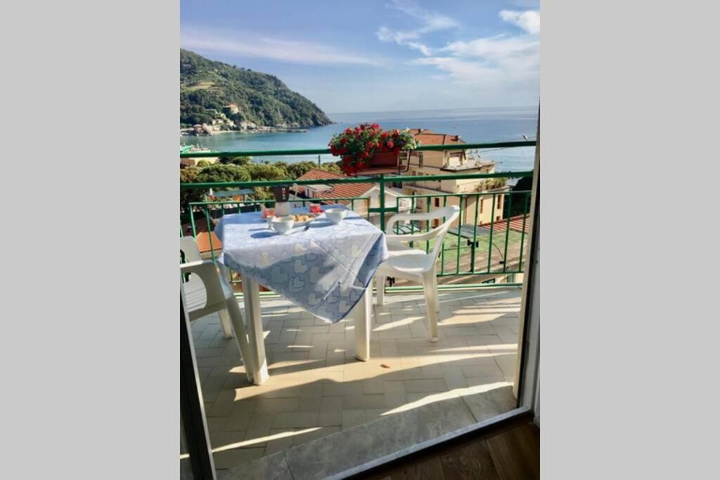Splendido Appartamento Vista Mare ليفانتو المظهر الخارجي الصورة