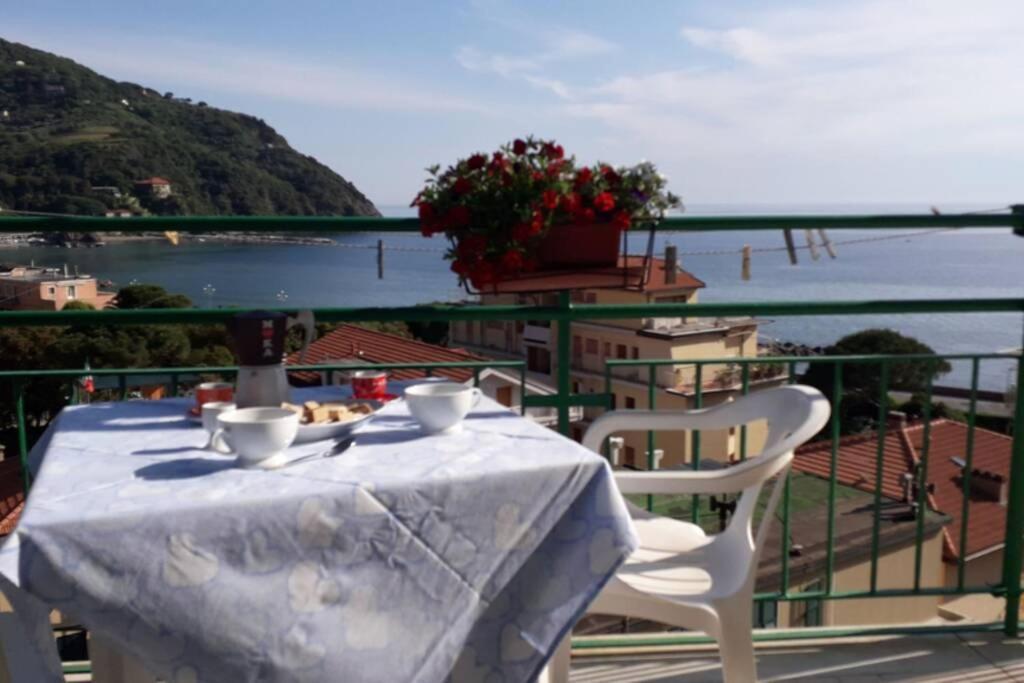 Splendido Appartamento Vista Mare ليفانتو المظهر الخارجي الصورة